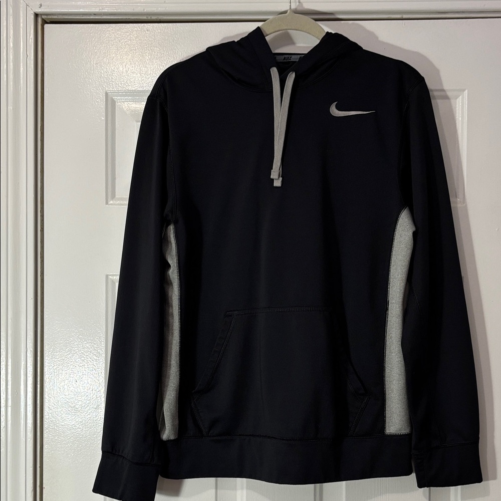 Nike hooded sweatshirt Size Small